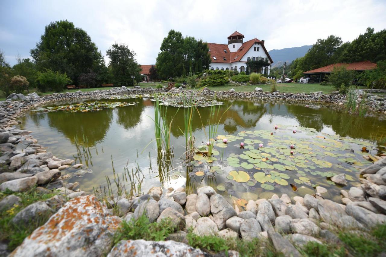 Conacul Secuiesc-Szekelyko Kuria Coltesti Bagian luar foto